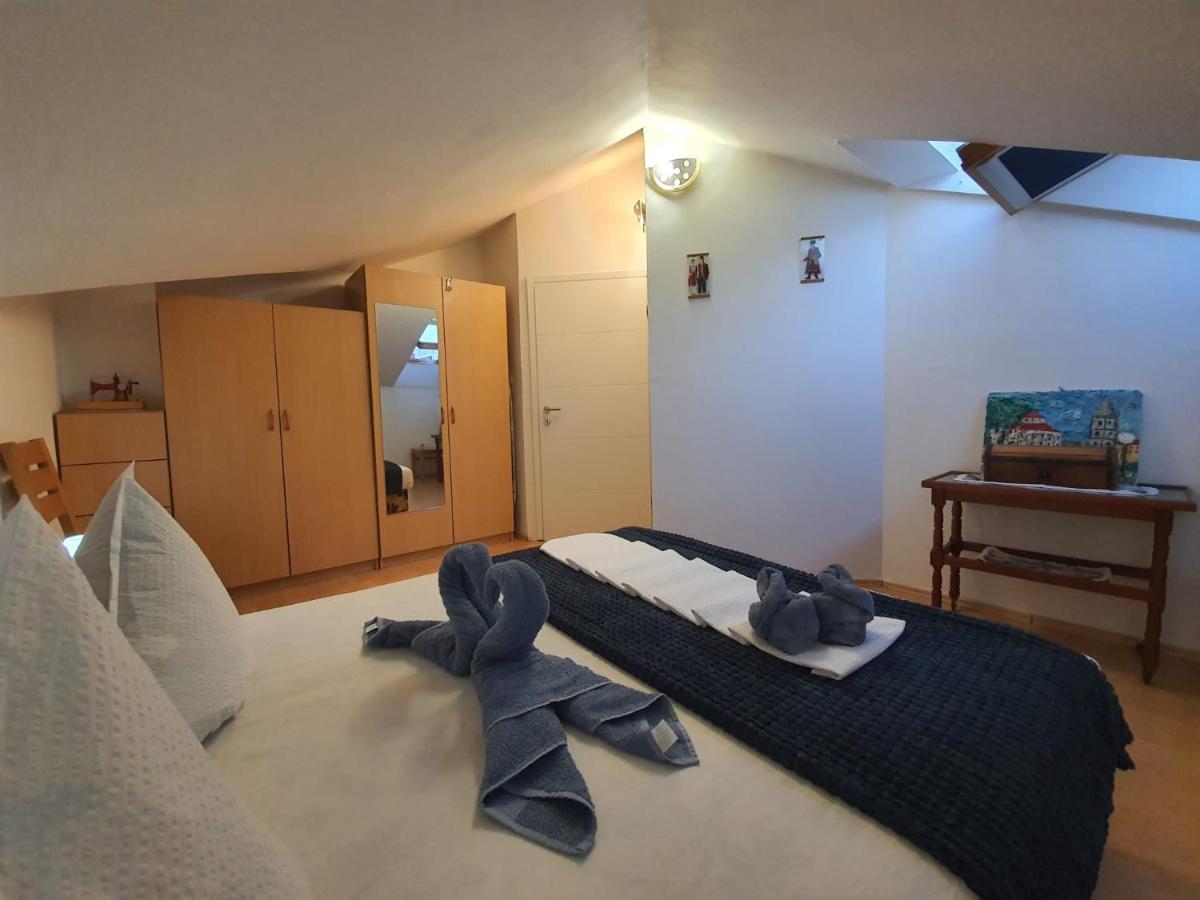 Apartment D Free Parking & Wifi, Walking Distance To Centrum Zadar Exterior foto
