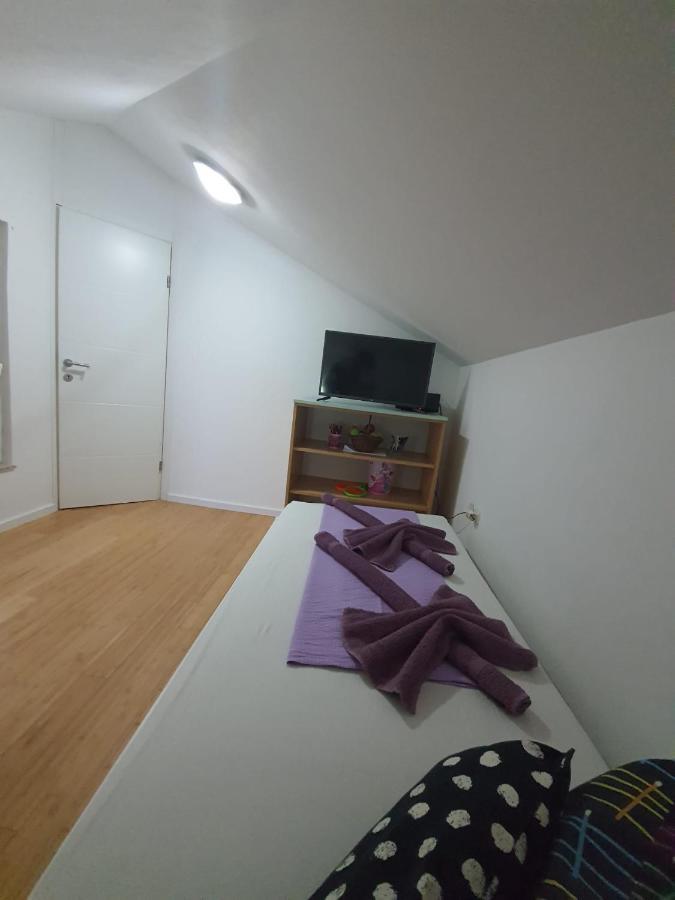 Apartment D Free Parking & Wifi, Walking Distance To Centrum Zadar Exterior foto
