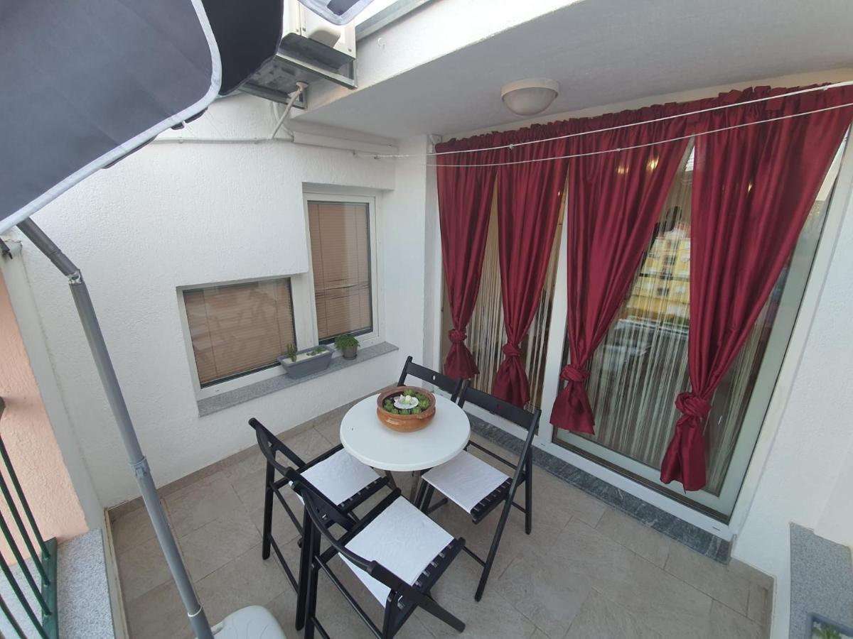 Apartment D Free Parking & Wifi, Walking Distance To Centrum Zadar Exterior foto